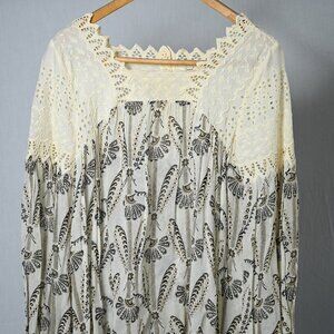 Anthropologie Long Sleeve Size 4 Blouse